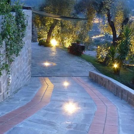 La Gatta Sul Sentiero Bed & Breakfast San Salvatore  Dış mekan fotoğraf